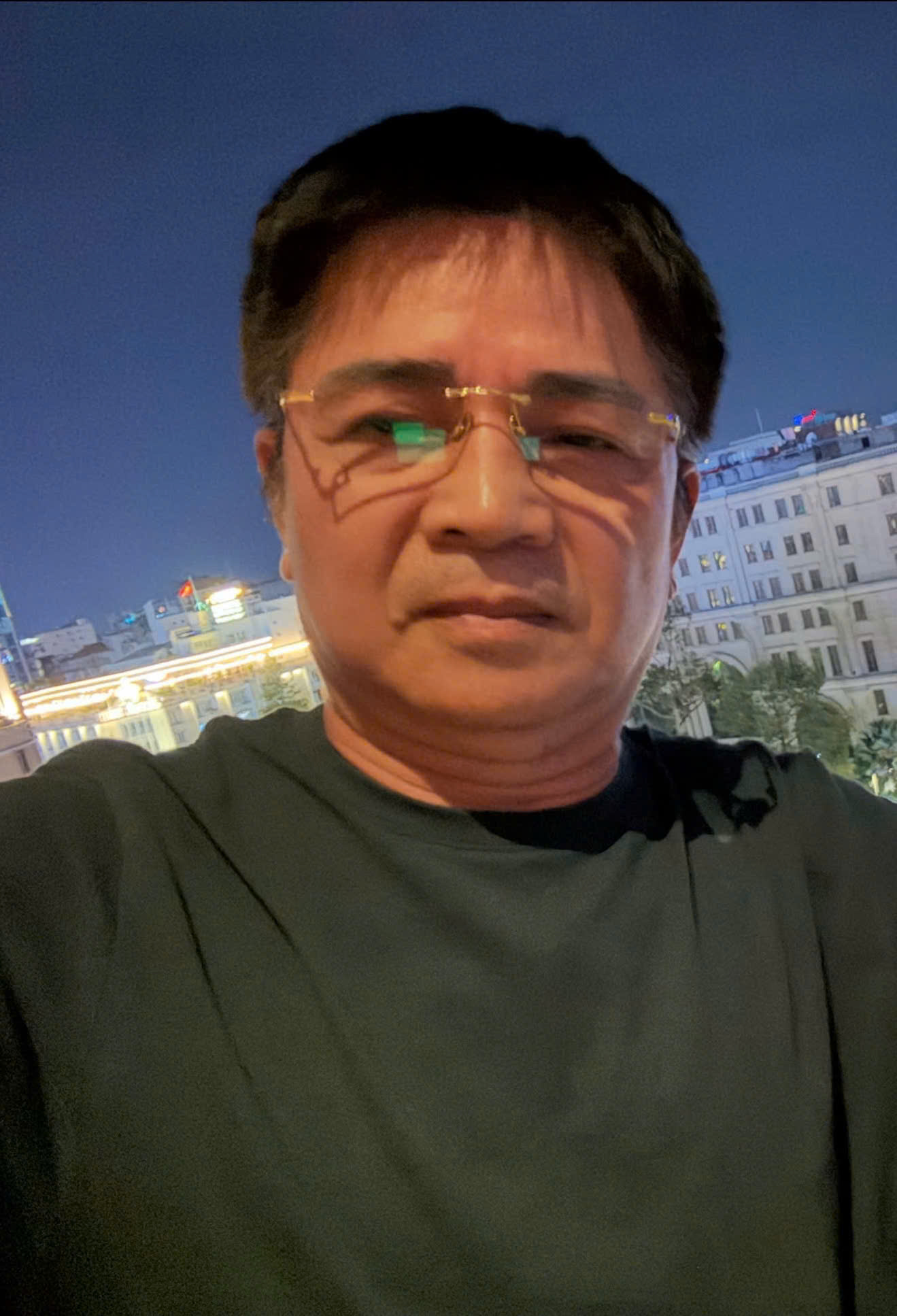 Ông Bùi Mạnh Hà