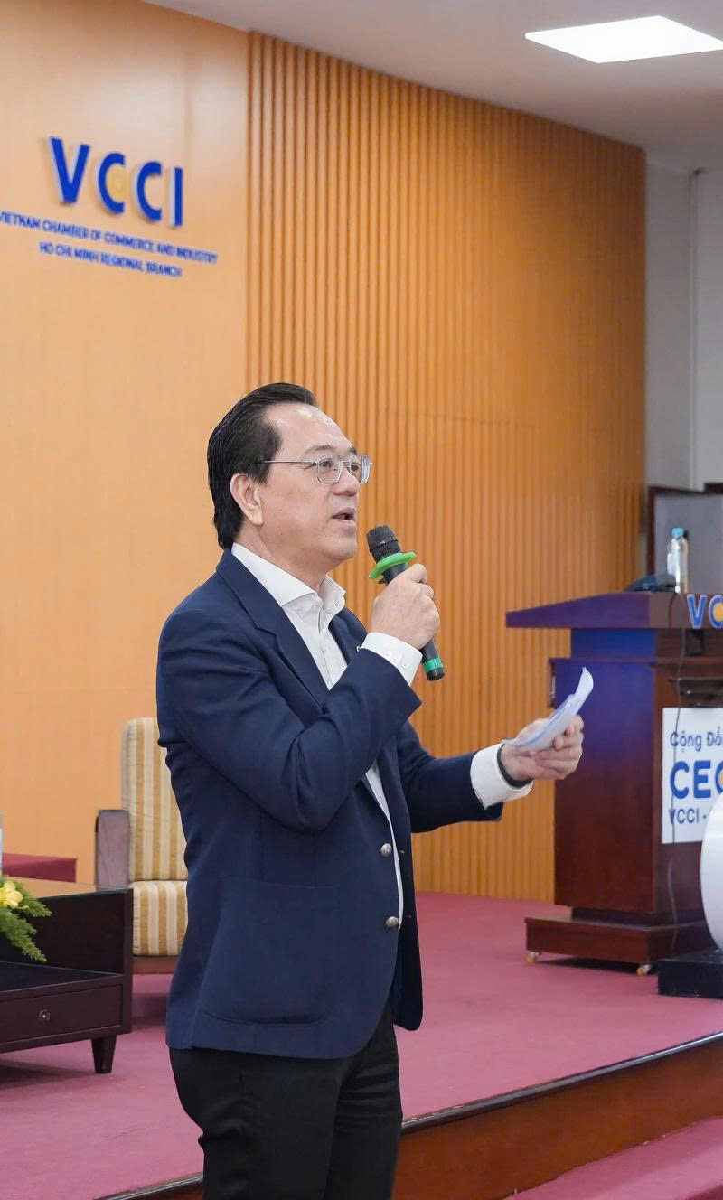 Ông Trần Văn Phát