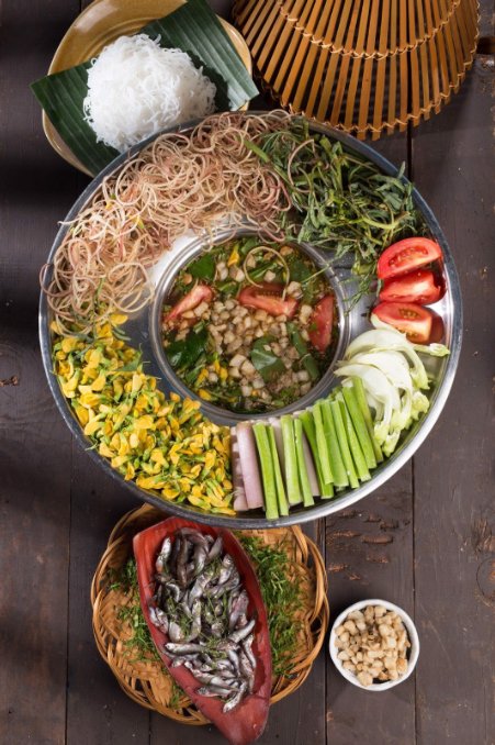 Việt Nam – Đất Nước Sở Hữu Hệ Thống Món Lẩu Với Sự Kết Hợp Nguồn Nguyên Liệu Vùng Miền Và Gia Vị Bản Địa Đa Dạng Nhất Thế Giới