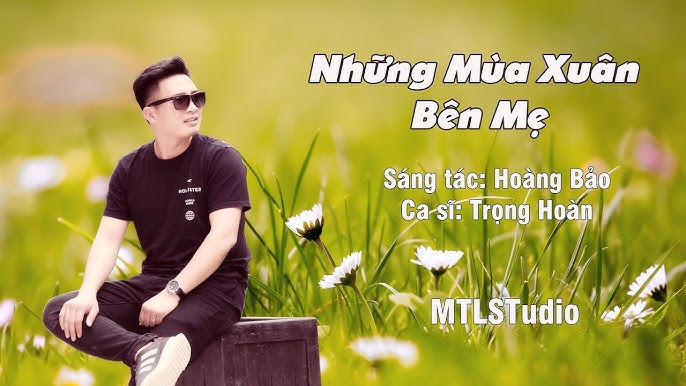 Những Mùa Xuân Bên Mẹ